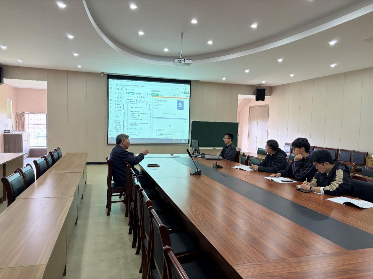 聚焦教材建设，推进课程创新——计算机与人工智能学院召开《人工智能技术与应用》教材编写研讨会