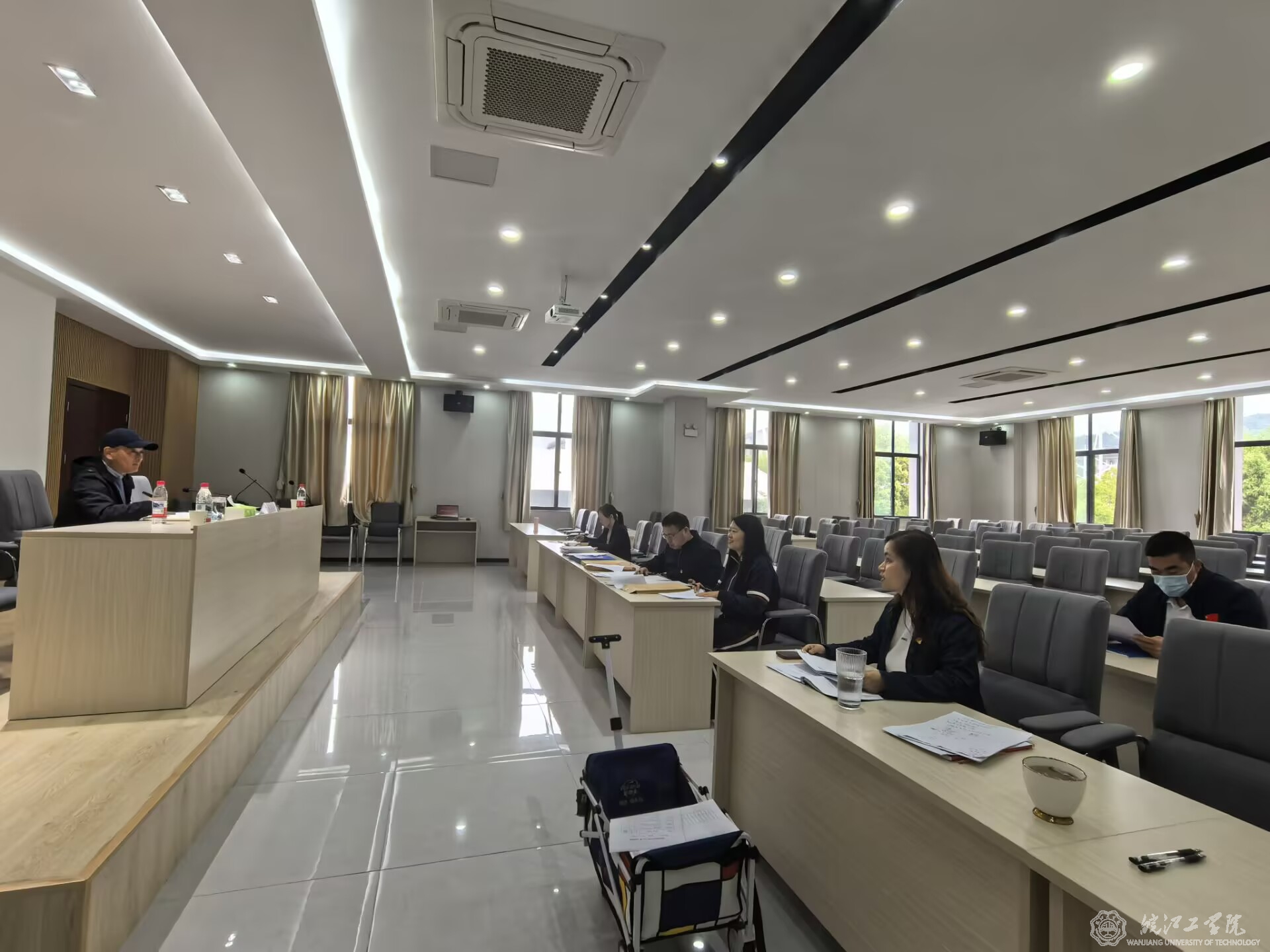 通识教育学院召开党总支会议扎实推进党员发展档案专项检查工作