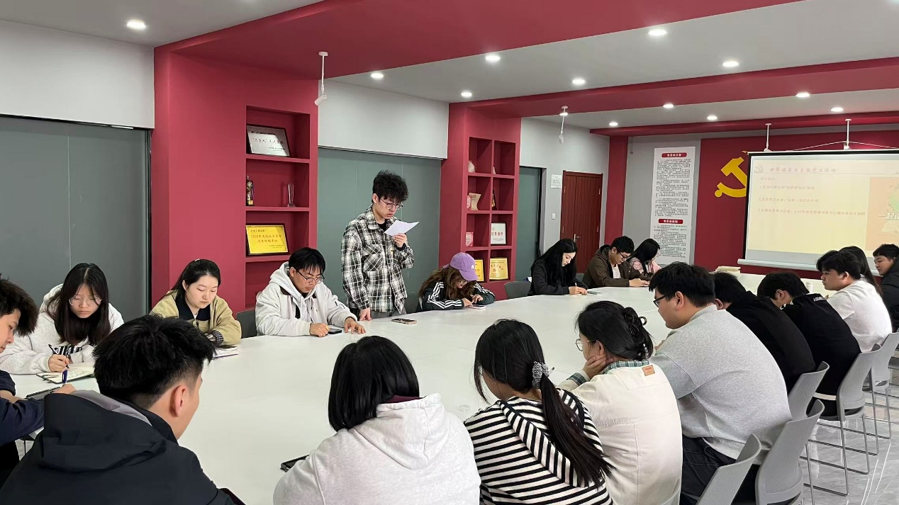 <strong>书香沁党心 阅读践初心 ——土木与安全工程学院学生第一党支部开展“世界读书日”主题活动</strong>