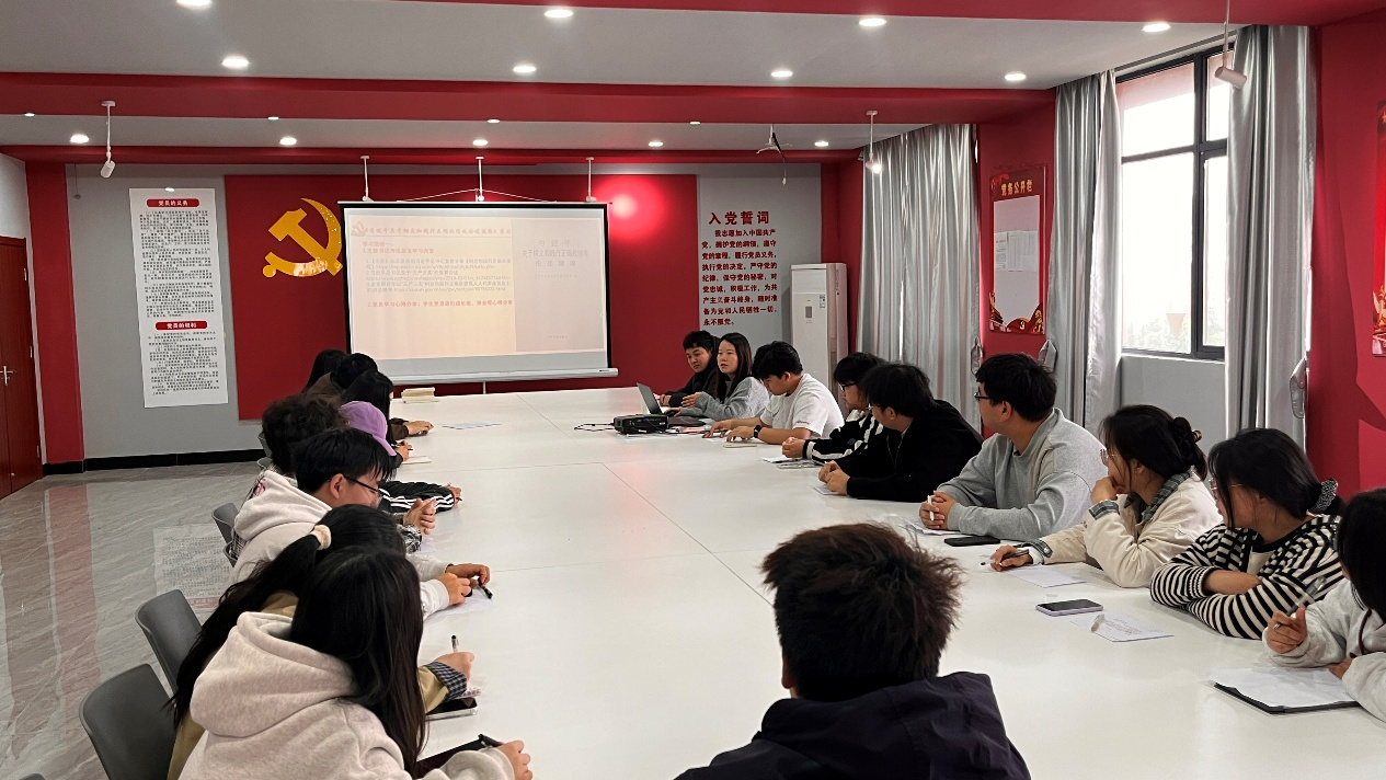 <strong>深学细悟强党性 凝心聚力践初心 ——土木与安全工程学院学生第一党支部开展专题学习活动</strong>