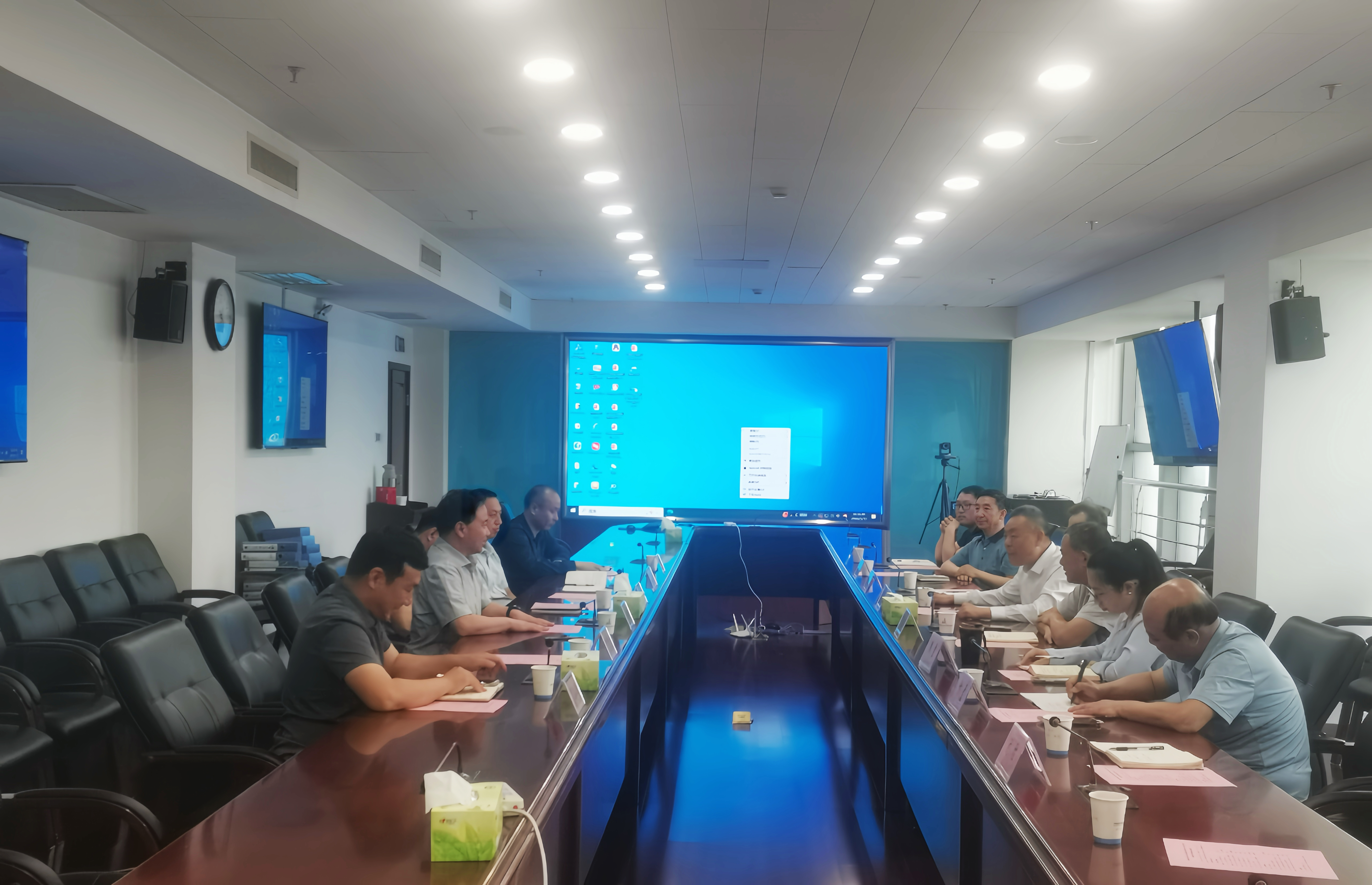 <strong>深化校企协同 共谋创新发展 ——土木与安全工程学院与中钢矿院举行科技项目合作交流会</strong>
