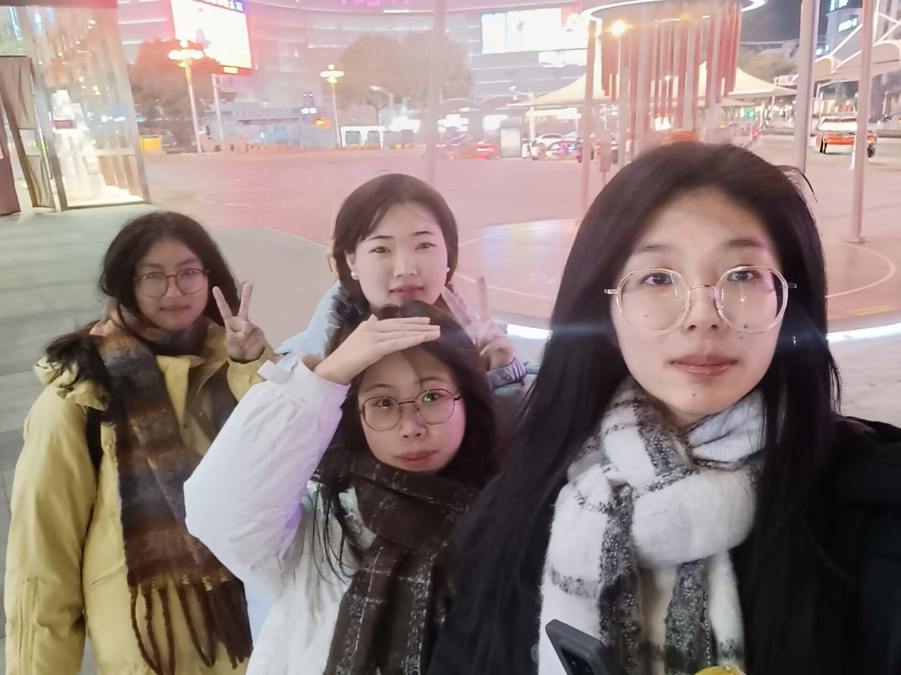 喜报频传！电气与信息工程学院2026年考研再创佳绩 ——自动化613宿舍全员上岸