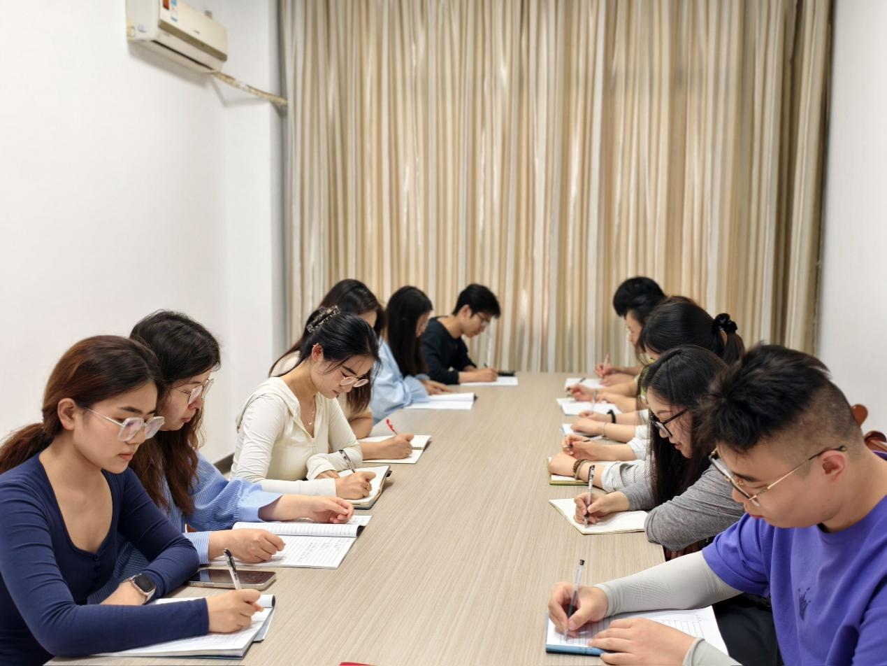 计算机与人工智能学院信管教研室召开教师座谈会暨毕业设计（论文）答辩工作部署会