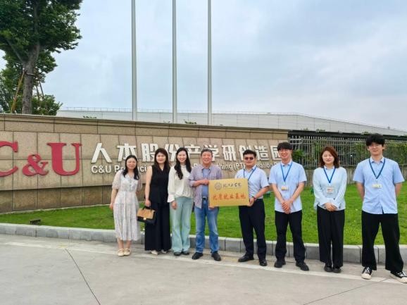 <strong>访企拓岗促就业，产教融合谋新篇 ——新能源学院、机械与车辆工程学院赴人本股份开展专项走访活动</strong>
