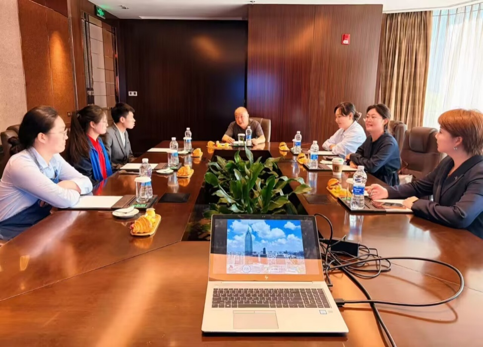 <strong>管理学院赴苏沪浙走访慰问酒店管理专业实习实训学生</strong>