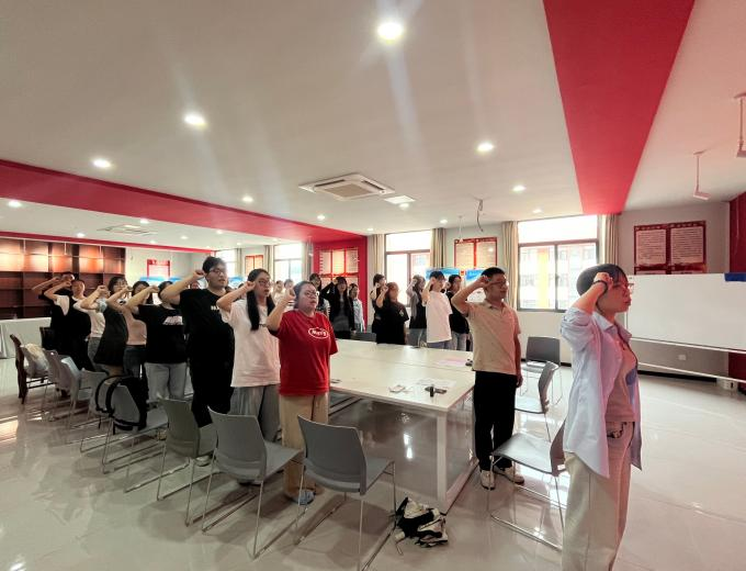 <strong>誓言铮铮铸初心 薪火相传启新程—财经学院举行新发展党员入党宣誓仪式</strong>
